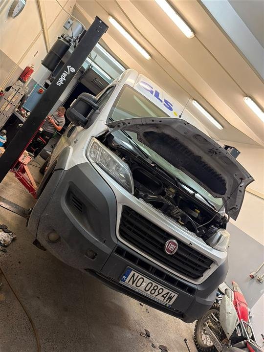 Fiat Ducato w naprawie — serwis samochodów dostawczych Olsztyn